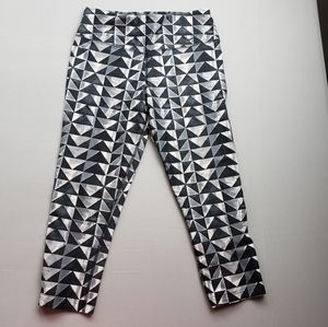 Black and gray nike small Capri leggings